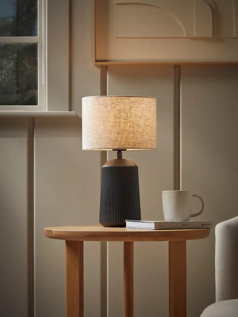 Ribbed Table Lamp - Black