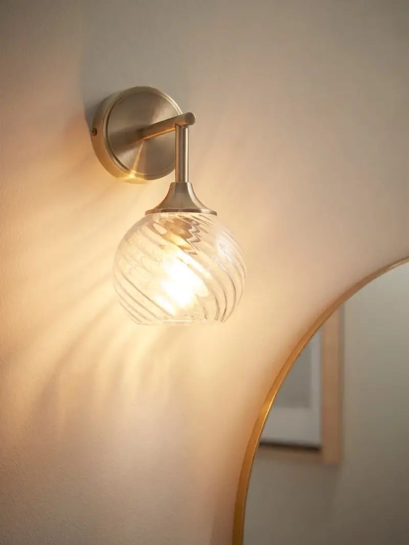 Vaduz Wall Light