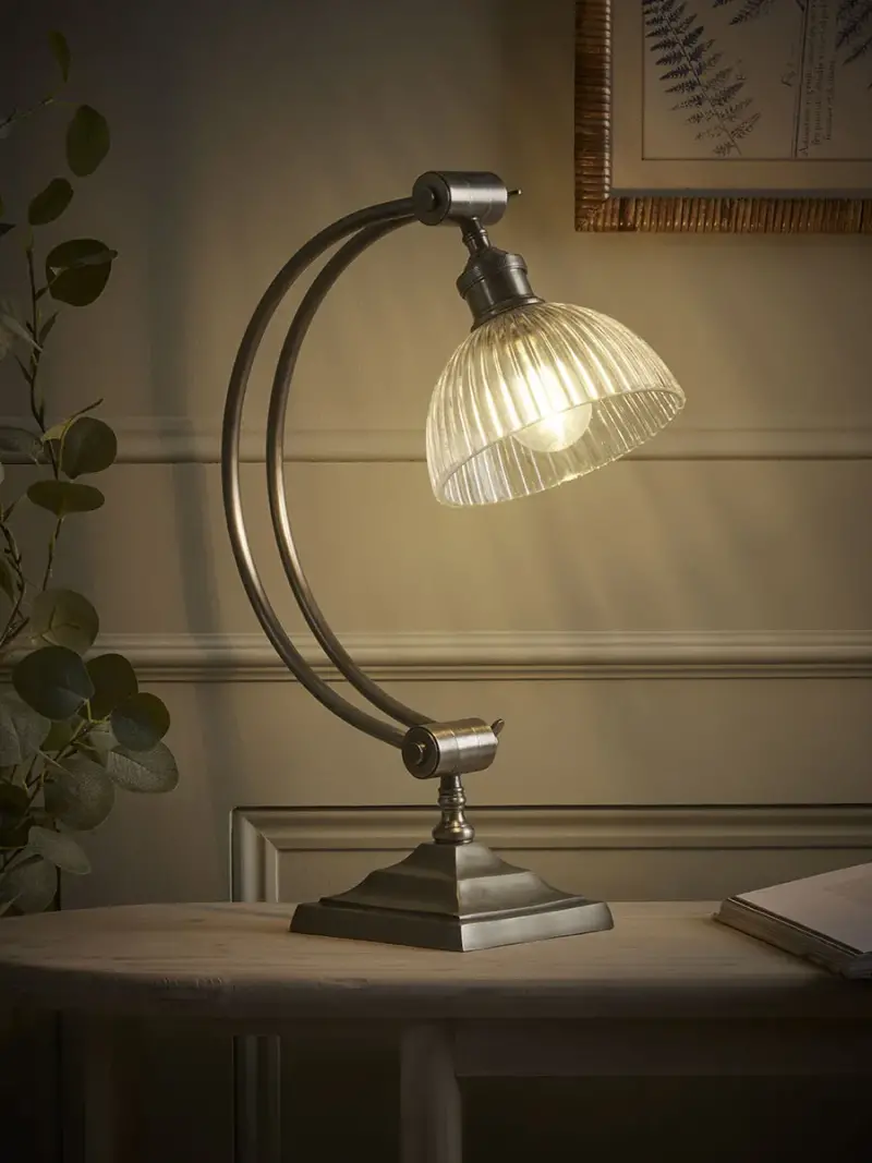 Ribbed Dome Office Lamp